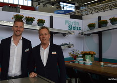 Paul van Leeuwen and Jesse Groen with Martin Stolze. Behind them the transportation belts